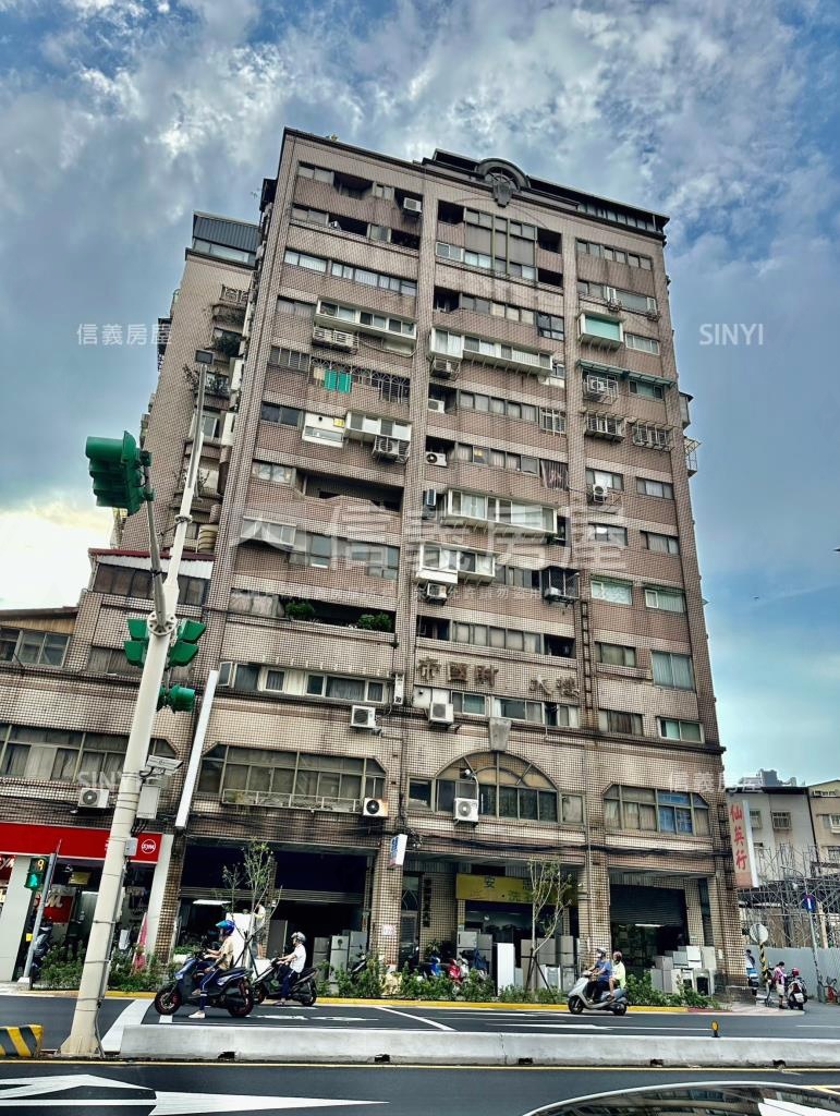 帝國財星大樓社區外觀及周邊環境