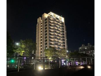 三發易采