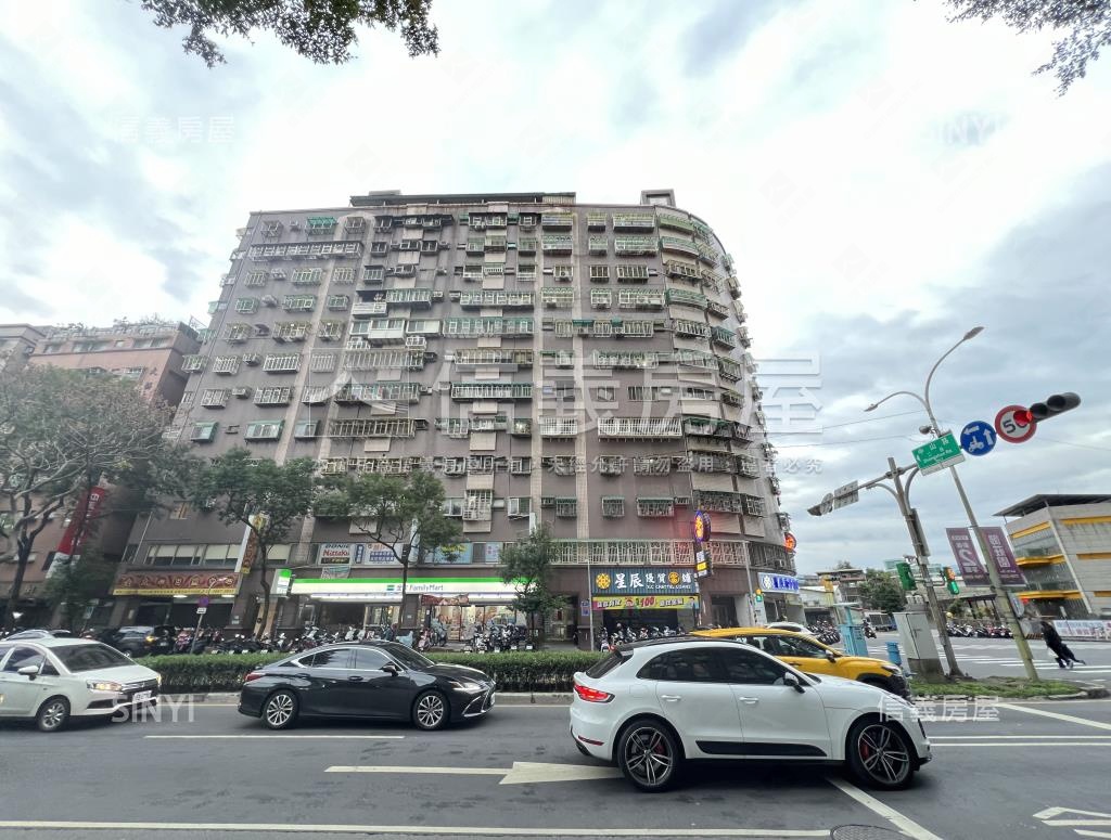 大安龍門社區外觀及周邊環境