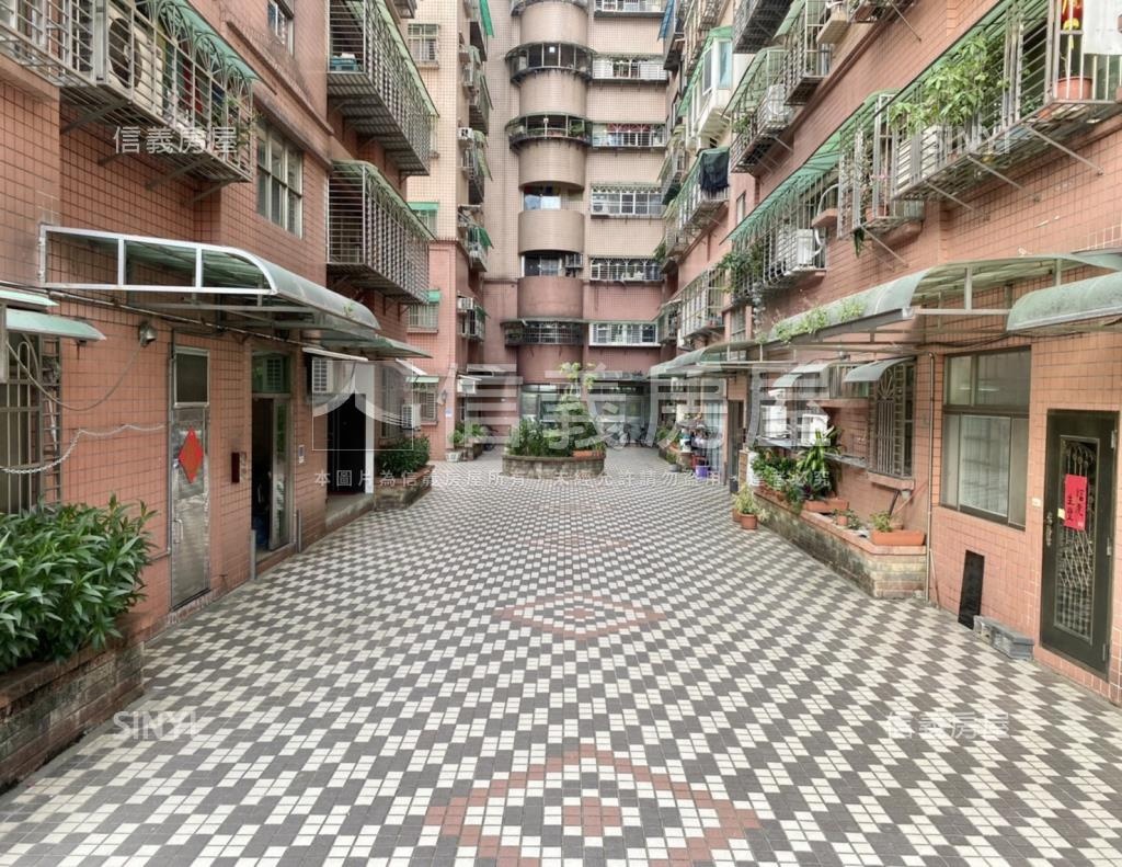 快樂八八八社區外觀及周邊環境
