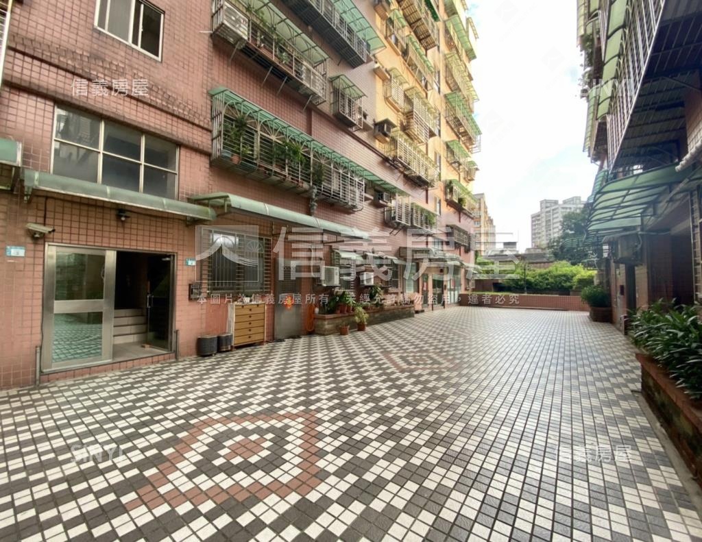 快樂八八八社區外觀及周邊環境