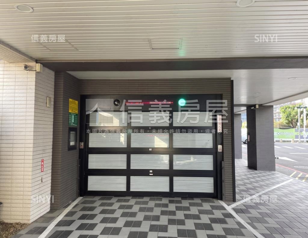 紳公館社區外觀及周邊環境