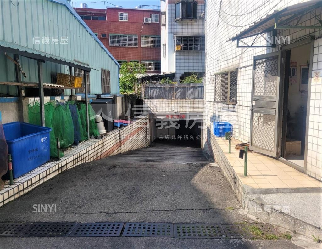 國王宮廷社區外觀及周邊環境