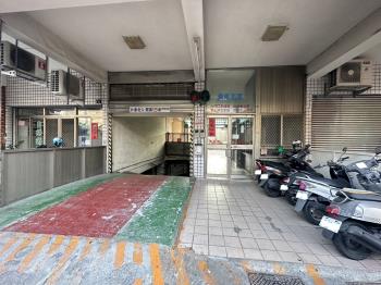 盈星名廈