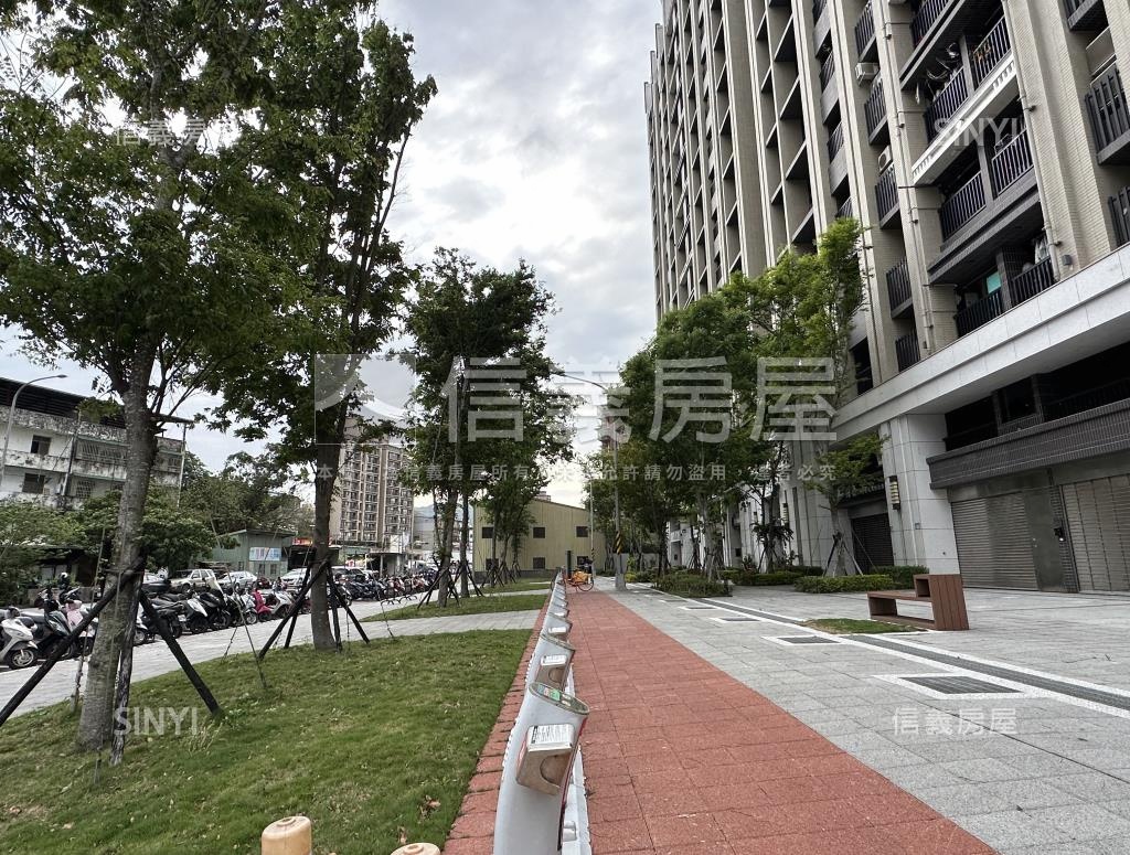 立信-立天下社區外觀及周邊環境