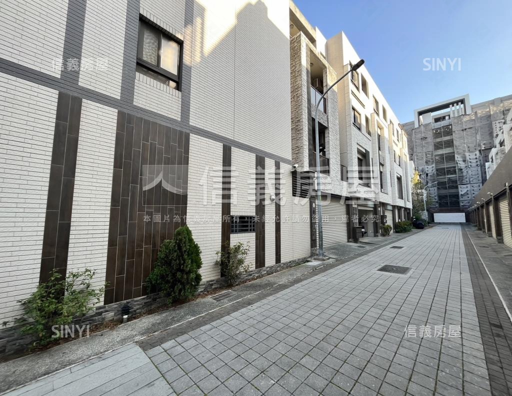 社內128之1-22號透天社區外觀及周邊環境