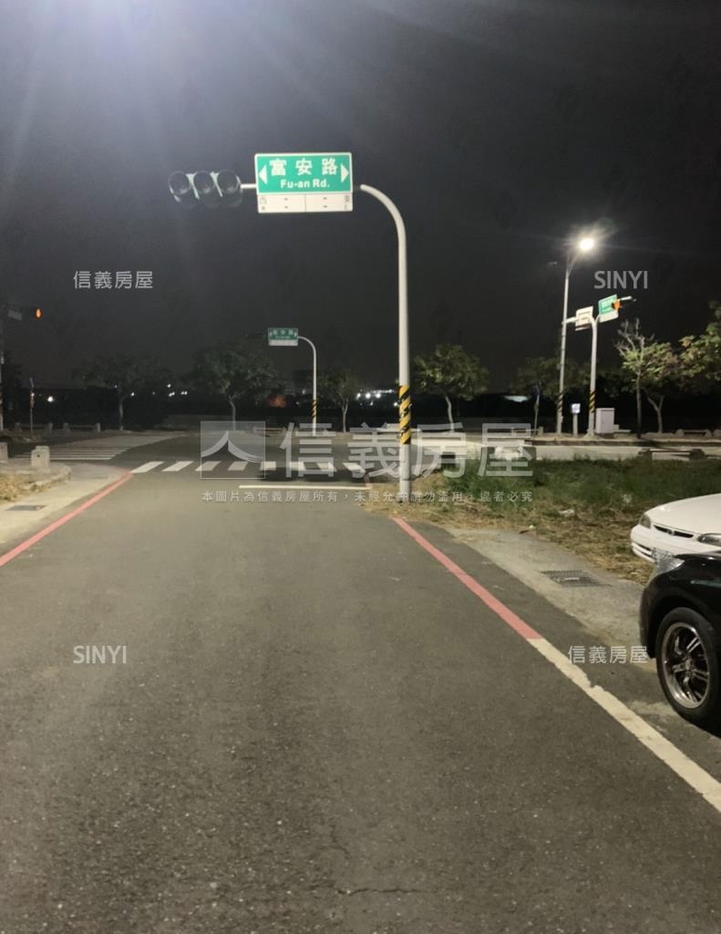 富安六街10-22號透天社區外觀及周邊環境
