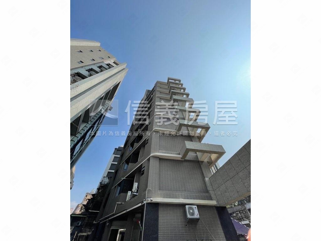 萬家春社區外觀及周邊環境