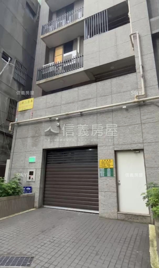 萬家春社區外觀及周邊環境