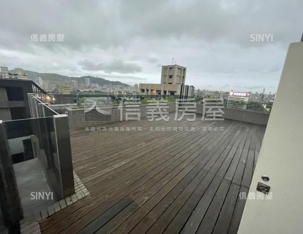 萬家春社區外觀及周邊環境