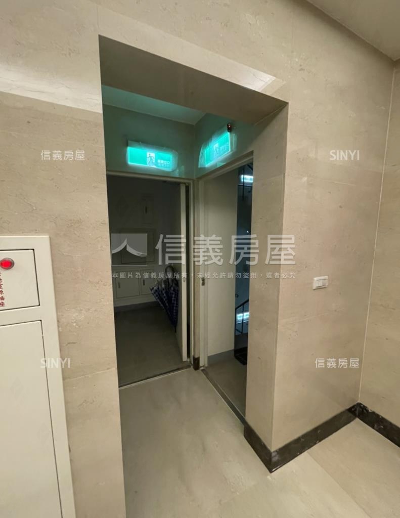 萬家春社區外觀及周邊環境
