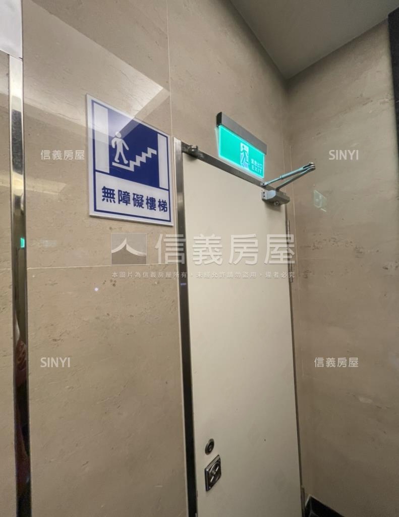 萬家春社區外觀及周邊環境