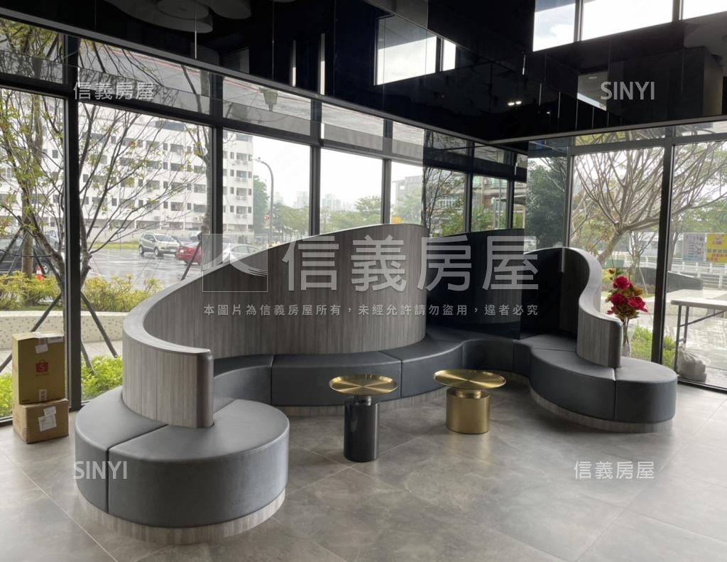 花曆河社區外觀及周邊環境