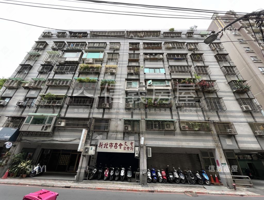 園與屋A區社區外觀及周邊環境