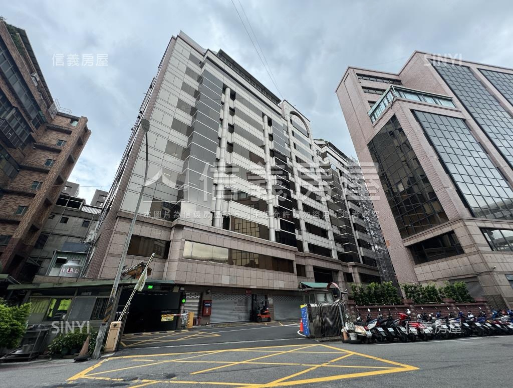 芝加哥財經廣場社區外觀及周邊環境