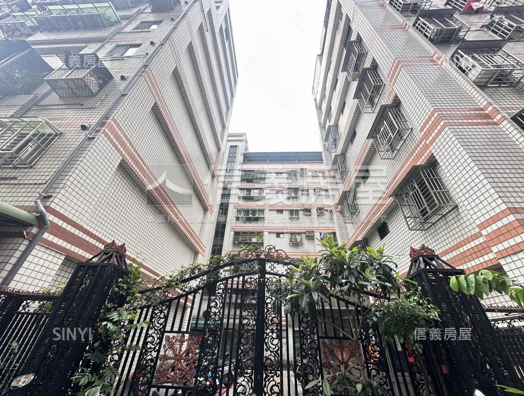 家住市中心(單號)社區外觀及周邊環境