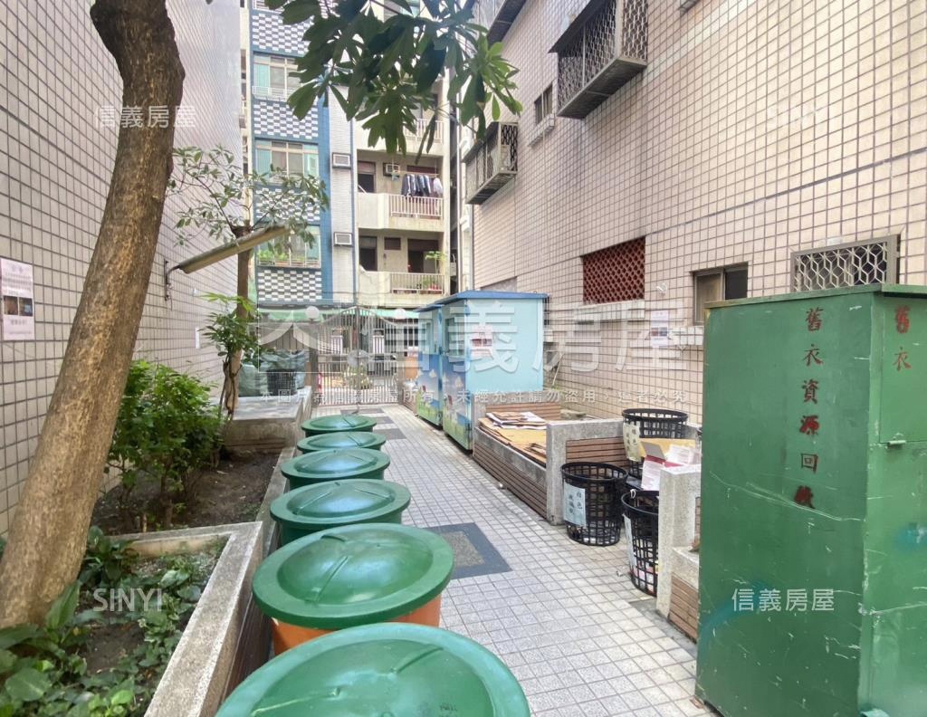 巨國天下社區外觀及周邊環境