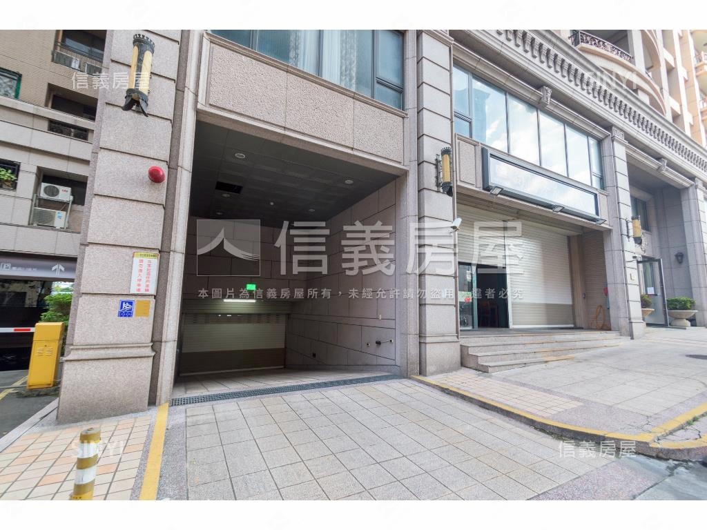 宜誠富御社區外觀及周邊環境