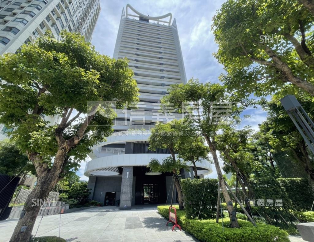 左岸之王社區外觀及周邊環境