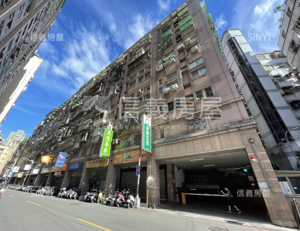 冠德住易B社區外觀及周邊環境