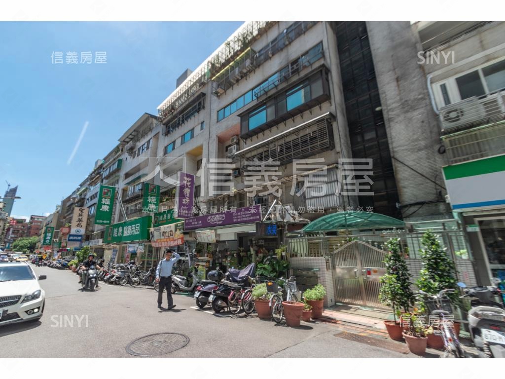 國泰仁愛大廈-E棟社區外觀及周邊環境
