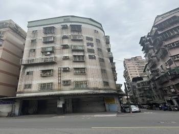明德路一段223-225號華廈