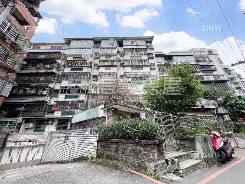 青山路2巷2-24號華廈社區外觀及周邊環境