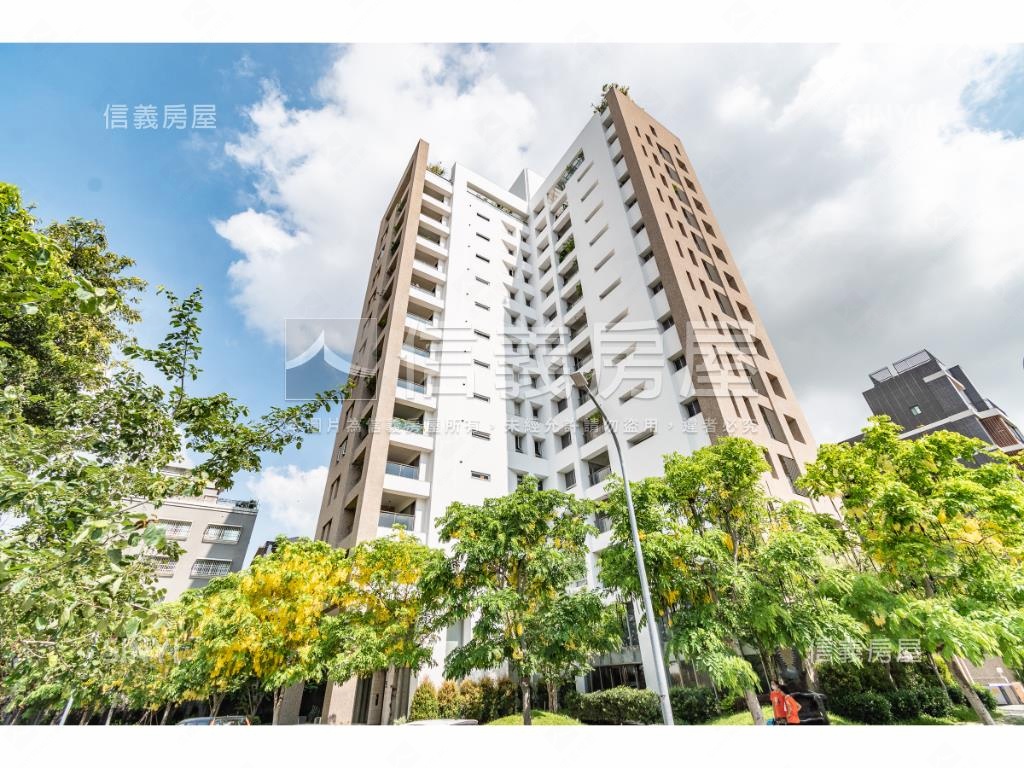 春上楓樹社區外觀及周邊環境