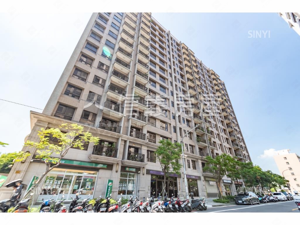 市府峰馥社區外觀及周邊環境
