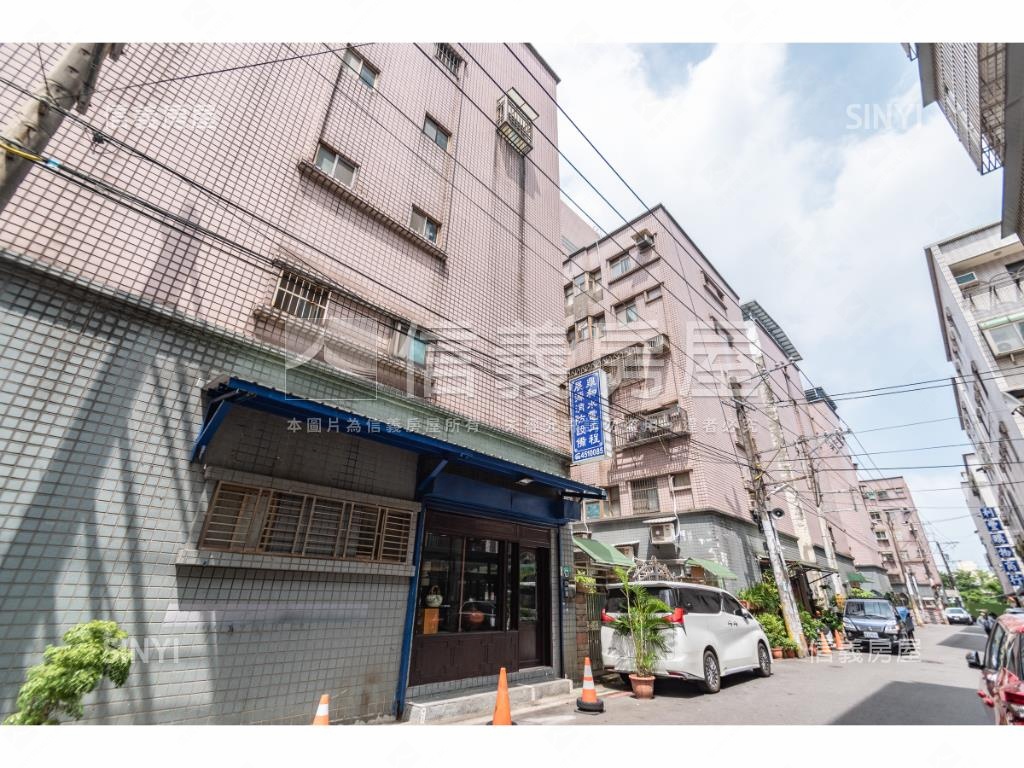 龍鳳京城社區外觀及周邊環境