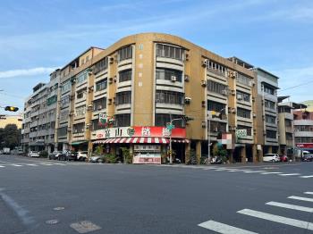 堅山華園