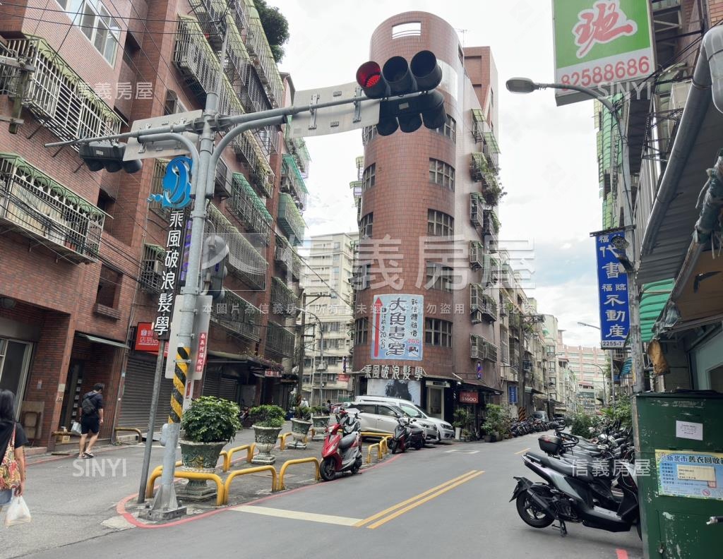 板橋我家-一期(72巷雙號)社區外觀及周邊環境