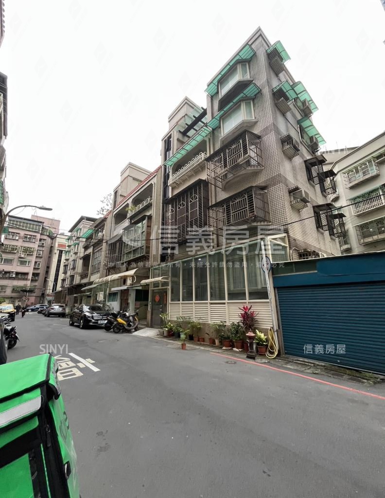 新海路72巷48-62號公寓社區外觀及周邊環境
