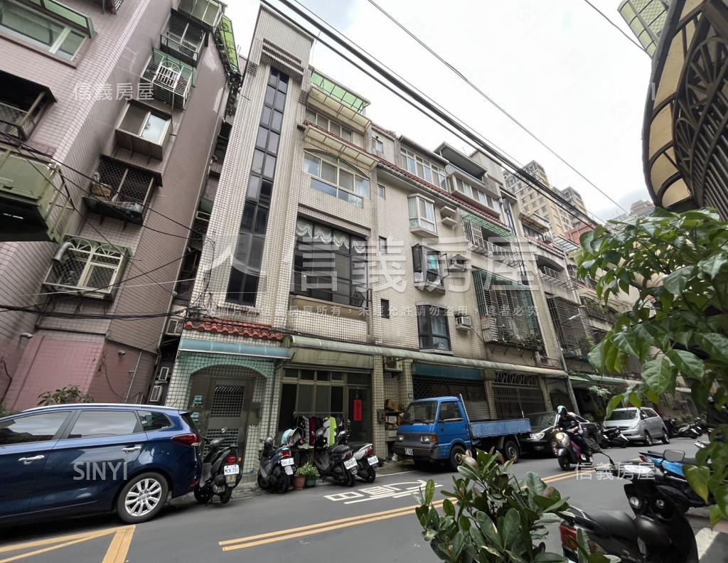 新海路72巷48-62號公寓社區外觀及周邊環境