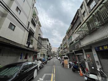 新海路72巷41-51號公寓