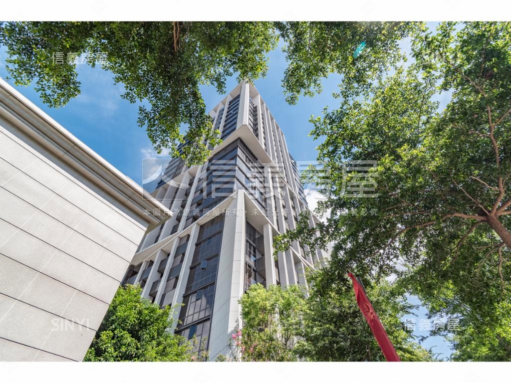 國聚之鑄社區外觀及周邊環境