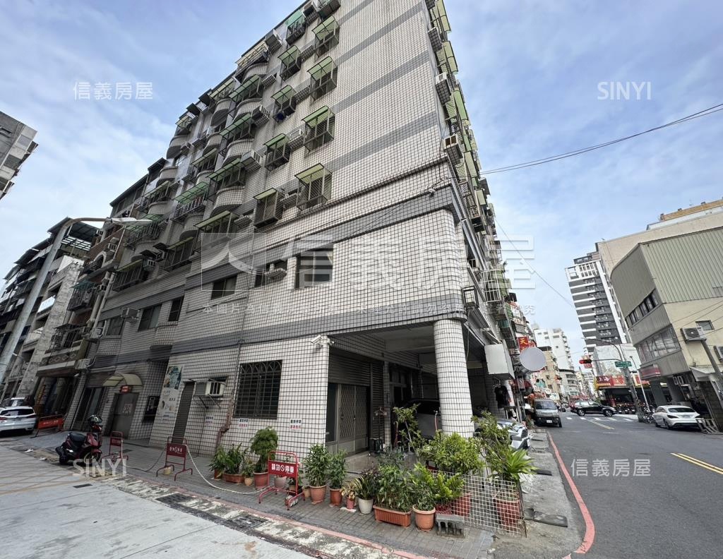 建民路122-128號華廈社區外觀及周邊環境