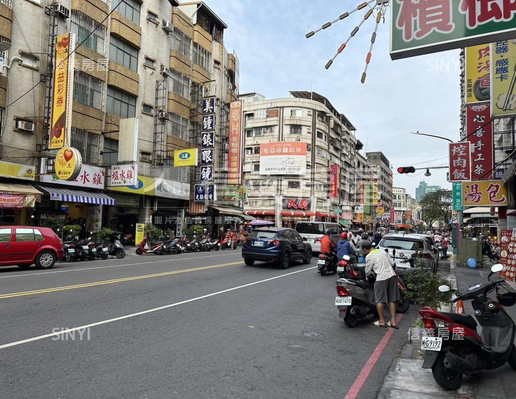 建民路122-128號華廈社區外觀及周邊環境