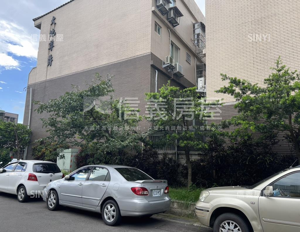 大地尊爵社區外觀及周邊環境