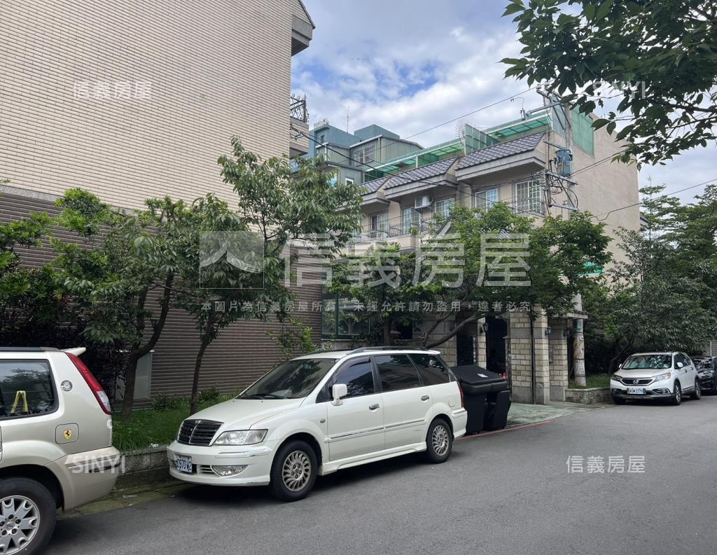 大地尊爵社區外觀及周邊環境