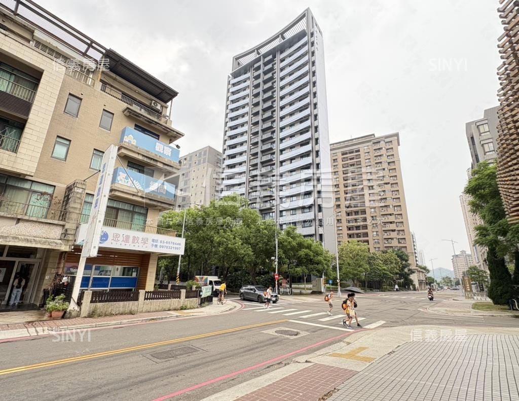 坤山安境社區外觀及周邊環境