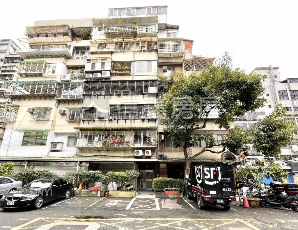 美而堅大廈社區外觀及周邊環境