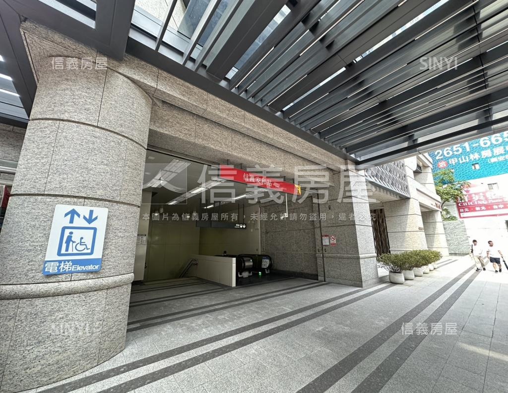 首泰信義社區外觀及周邊環境