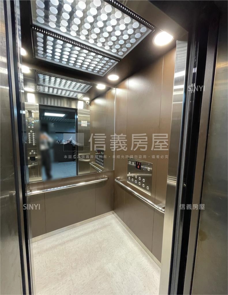 鴻運金大廈社區外觀及周邊環境