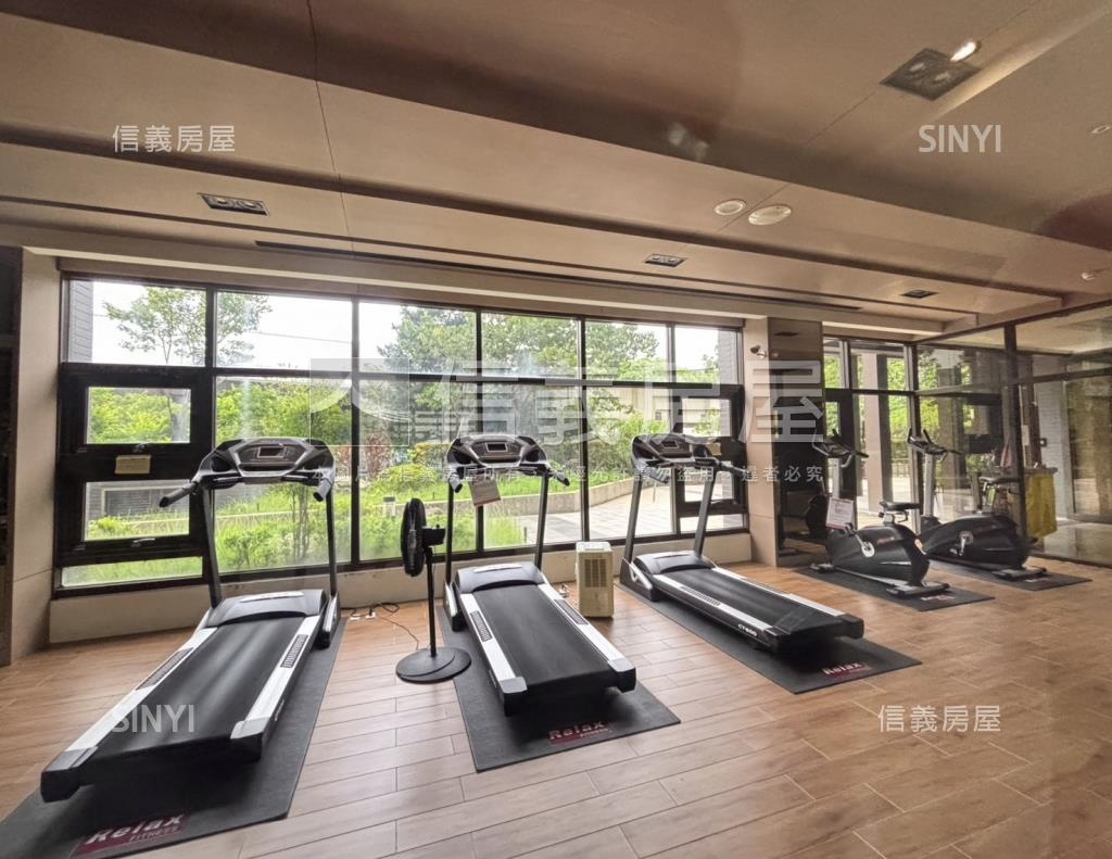 曉知青社區外觀及周邊環境
