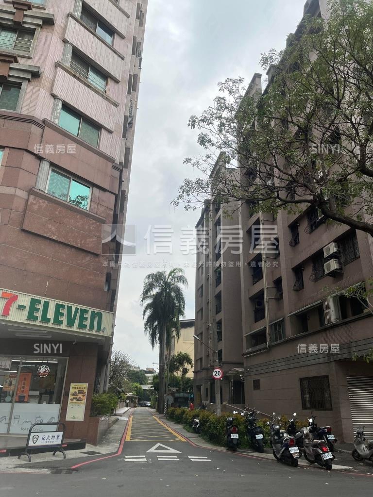 書香園社區外觀及周邊環境