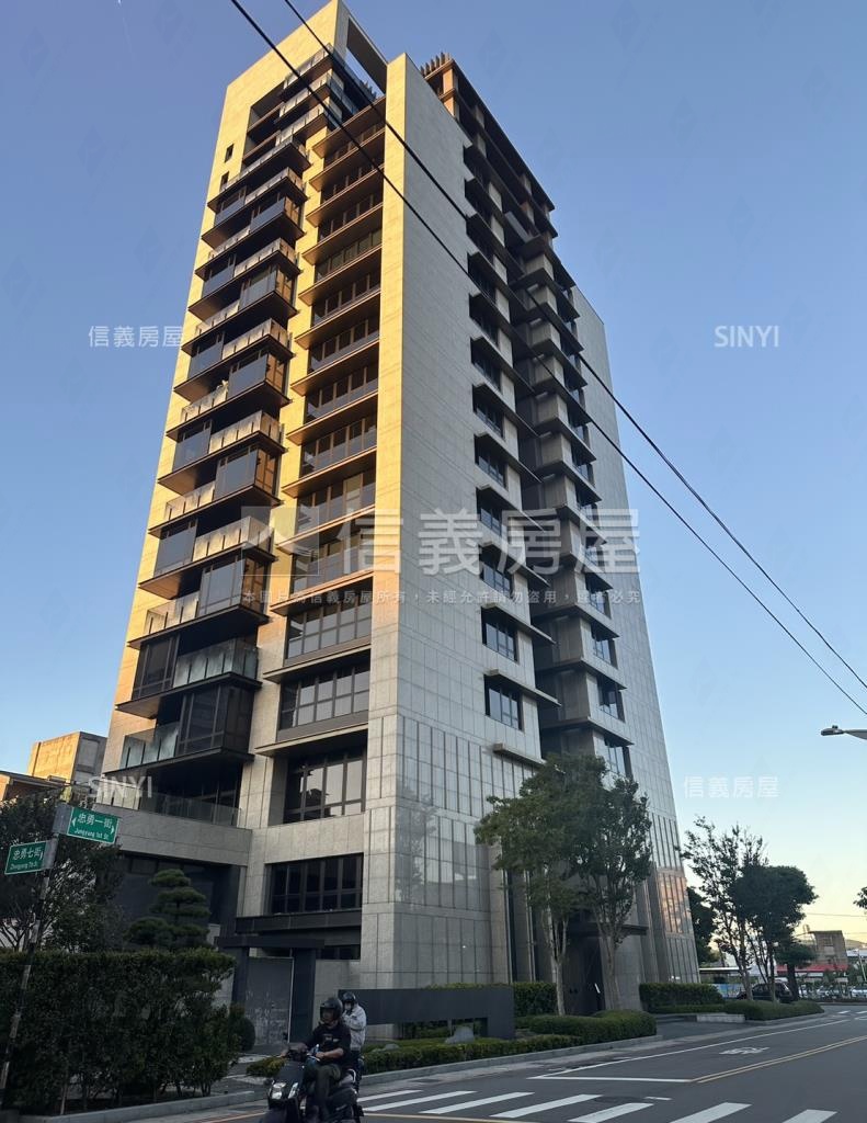 三本皇琚社區外觀及周邊環境