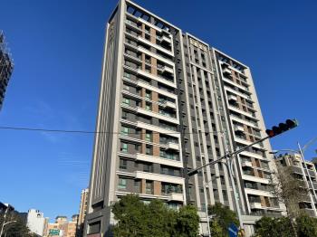 霞波匯