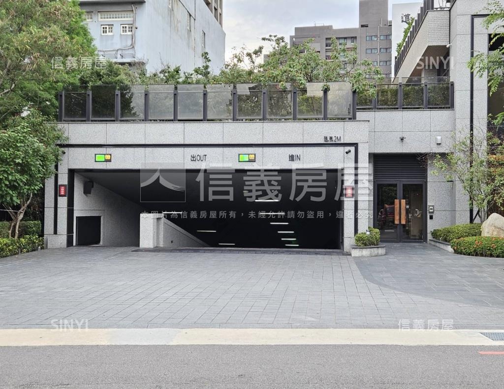 坤山沐慕社區外觀及周邊環境