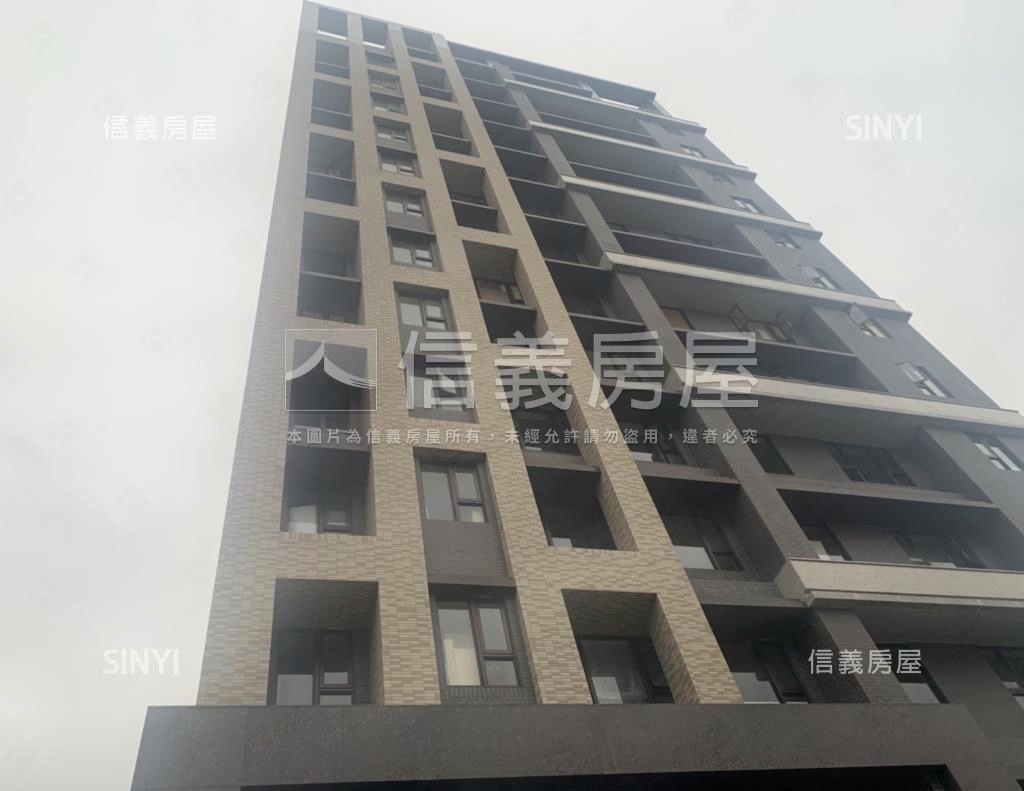 啟昇鼎臻社區外觀及周邊環境
